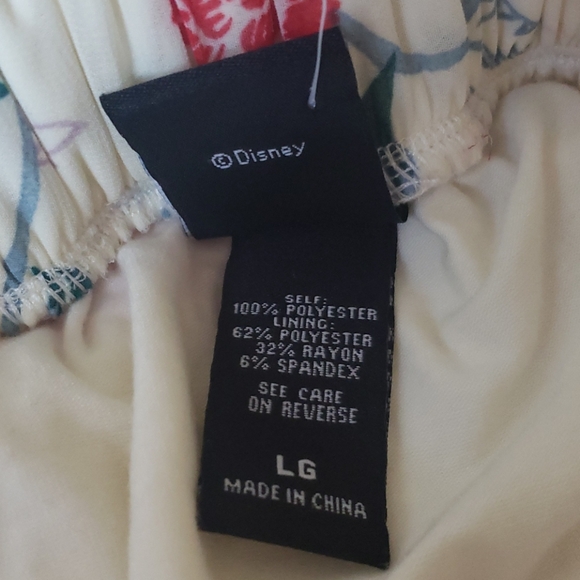 👸Disney 'Princesses' Skirt👸 - Picture 5 of 7